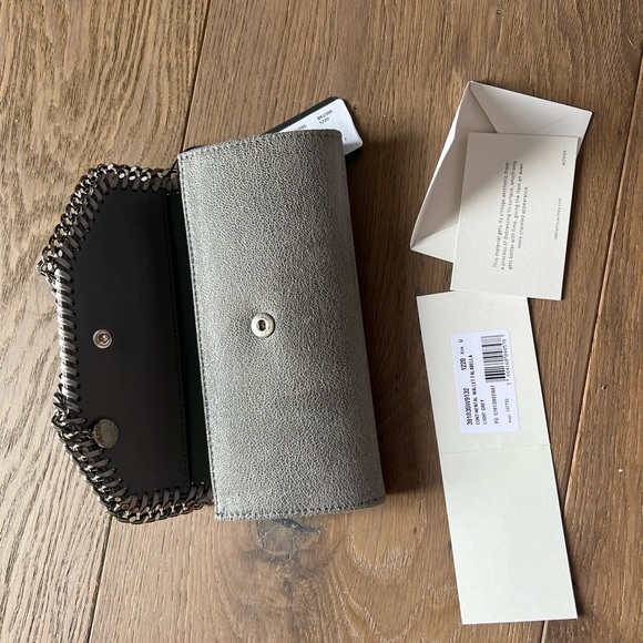 Stella McCartney Falabella wallet never used light grey